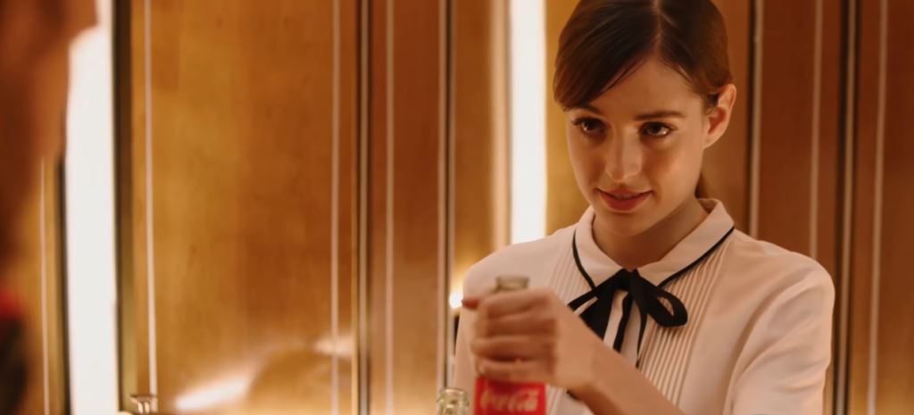 Pubblicità Coca Cola coppia in ascensore, DJ e ragazza: Modello e Modella chi sono?