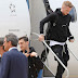 Com oito desfalques, seleção alemã inicia trabalhos para Copa; confira fotos da chegada à Itália