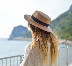 Topi Fashion Summer Hat <price>Rp835.000</price> <code>SKU-0013</code> Topi Fashion Summer Hat <price>Rp835.000</price> <code>SKU-0013</code>