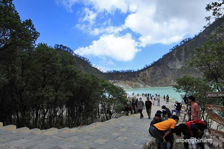 kawah putih ciwidey bandung