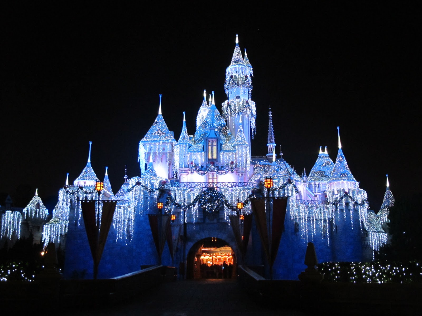 замок из хрусталя песня. 3d пазл кристалл замок. замок из хрусталя. хрустальный замок. замок из хрусталя песня.