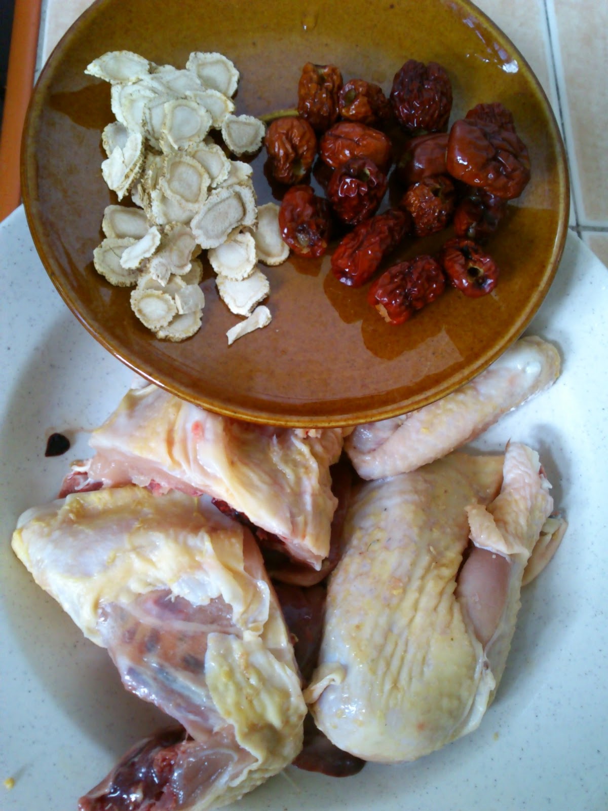 美味情缘 泡参红枣土鸡汤 Ginseng Chicken Soup with Red Dates