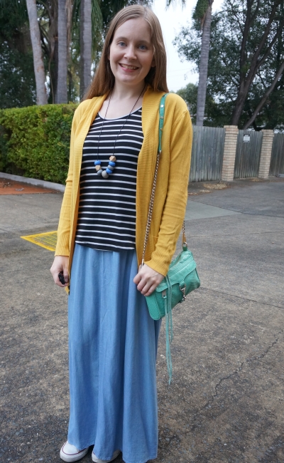 mustard maxi skirt outfit