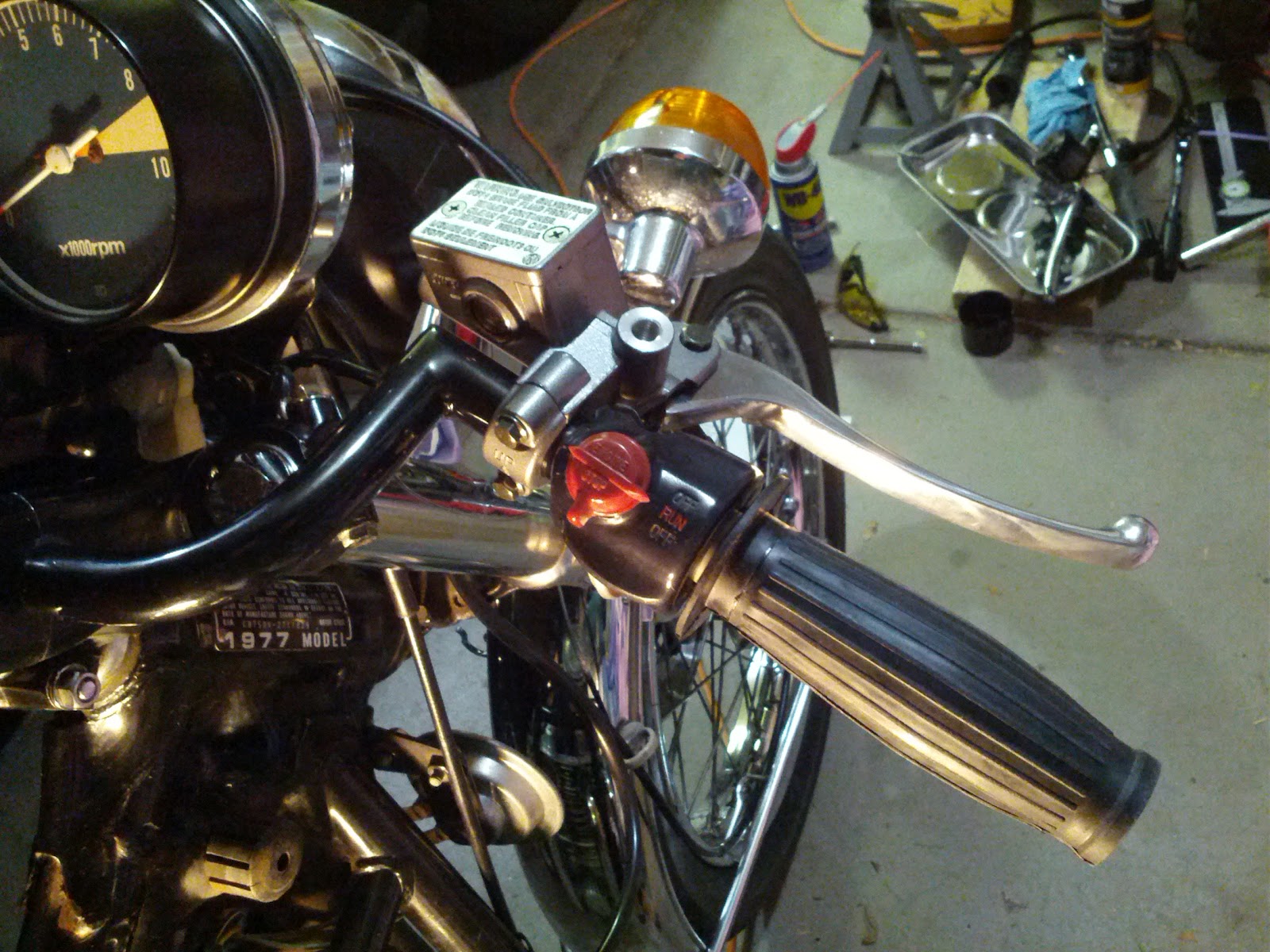 '77 HONDA CB750 Bars Install