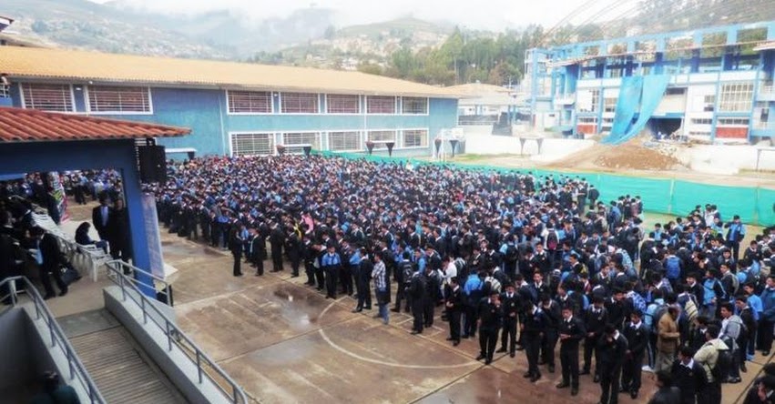 Más de 440 mil alumnos iniciaron año escolar en la DRE Cajamarca Más de 440 mil alumnos iniciaron año escolar en la DRE Cajamarca