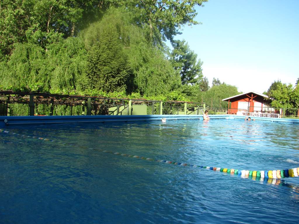 ¿Cuanto aprovechan los hualquinos sus piscinas? (Artículo del año 2011)