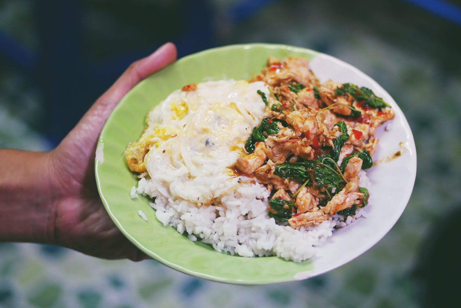 Kuliner Thailand: Nasi ayam telur