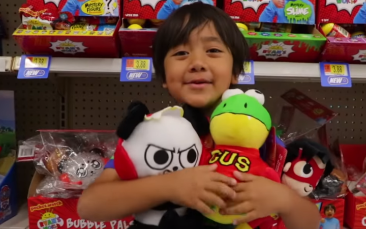 YouTube’s youngest star earns $22 million just by unboxing and playing with toys