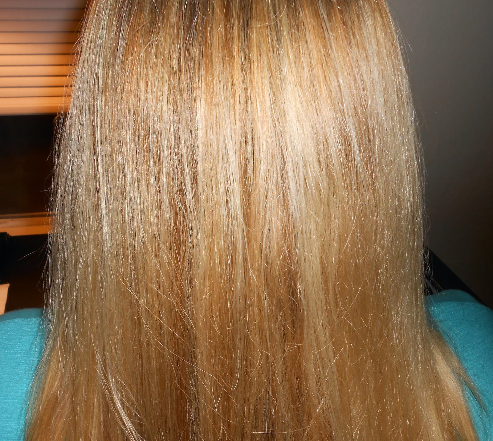 MEGOMANIA can you hear me now? Crack Hair Fix Giveaway! 10 Winners!