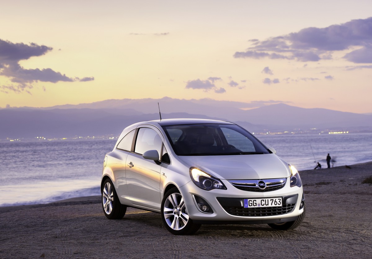 Opel family. Opel Corsa 2011. Опель Корса 1.2 2011. Опель Корса 2011 года. Опель Корса хэтчбек 2011.
