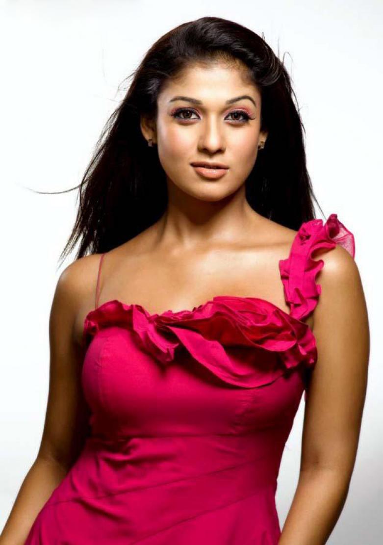 Latest Tamil Actress Wallpaper Nayanthara-6661