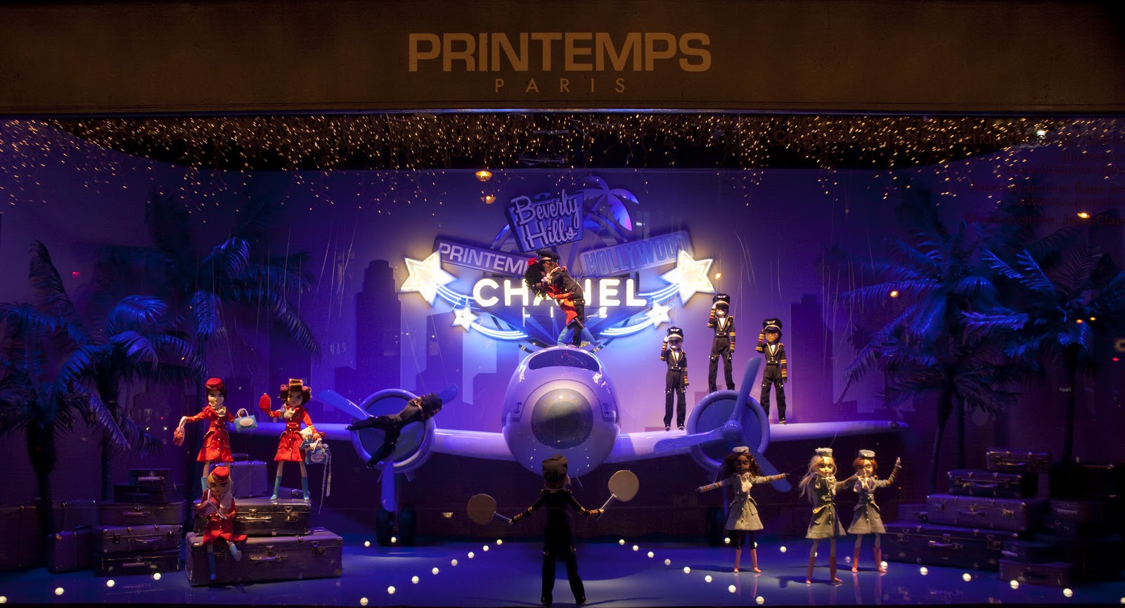 Au Printemps Haussman, une fée Paradis, un magicien Lagerfeld et un noël magique signé Chanel 