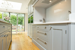 grey kitchens shaker kitchen worktops worktop traditional island quartz everest cabinets gray maple samsung granite finest concepts compliment outer pure