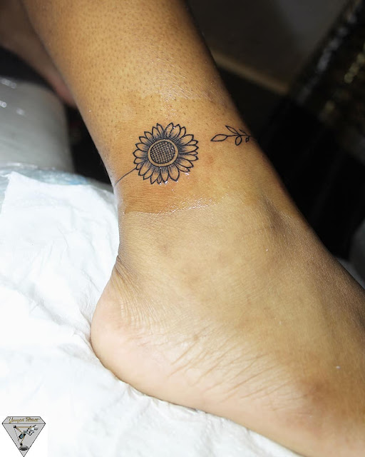 Tatuagens femininas nos tornozelos Tatuagens femininas nos tornozelos
