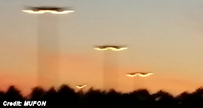 Multiple UFOs Photographed Over I-85 in Georgia 10-4-14