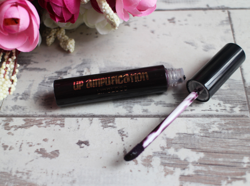 Make Up Revolution Lip Amplification Lipgloss Make Up Revolution Lip Amplification Lipgloss