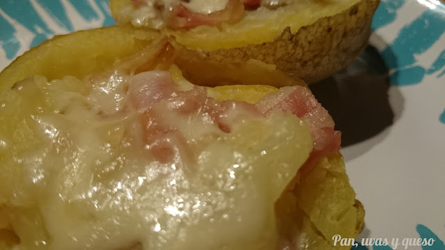 Patatas%2Brellenas%2Bde%2Bbacon%2By%2Bse