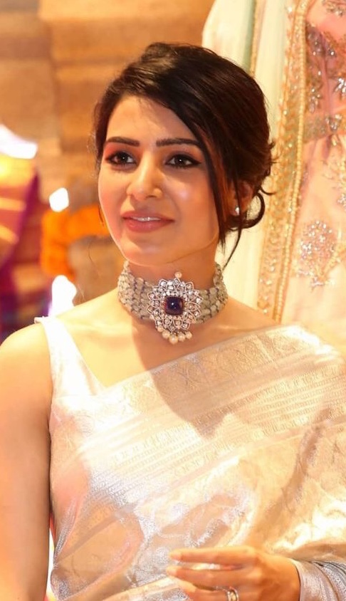 Samantha diamond necklace sale