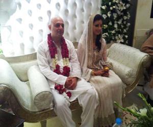 Pakistan Roksar Fashion Mag: Pakistani Rockstar Ali Azmat & Fariha Khan Get Married