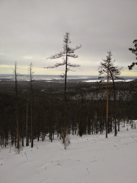 Вид на озеро Сугомак и Кыштым Вид на озеро Сугомак и Кыштым со склона горы Егоза
