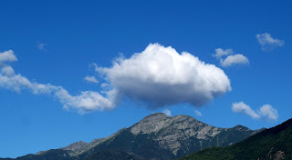 https://commons.wikimedia.org/wiki/File:Cloud_over_Gaggio,_a_mountain_in_Ticino,_Switzerland.jpg