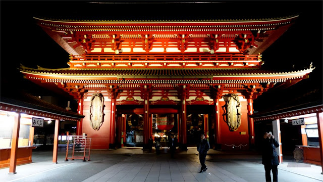 Hozomon Gate di Sensoji Temple Hozomon Gate di Sensoji Temple