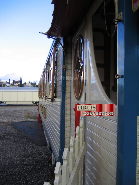 vue d'une roulotte du Circus Roncalli 