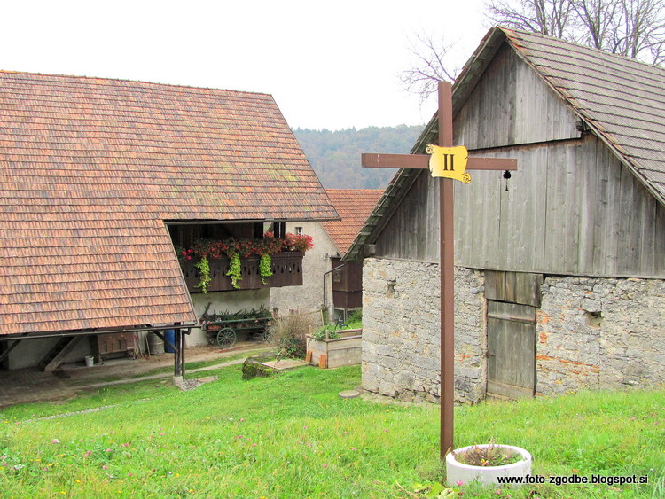 Žalostna gora nad Mokronogom, cerkev Žalostne Matere božje Slovenija, Dolenjska