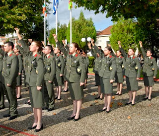 Καταγγελία από άνδρα στρατιωτικό ο οποίος ζητά …ισότητα με τις γυναίκες συναδέλφους του