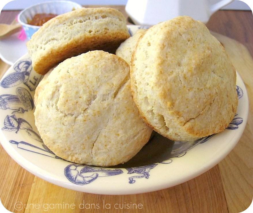 une gamine dans la cuisine Tuesdays with Dorie Basic Biscuits