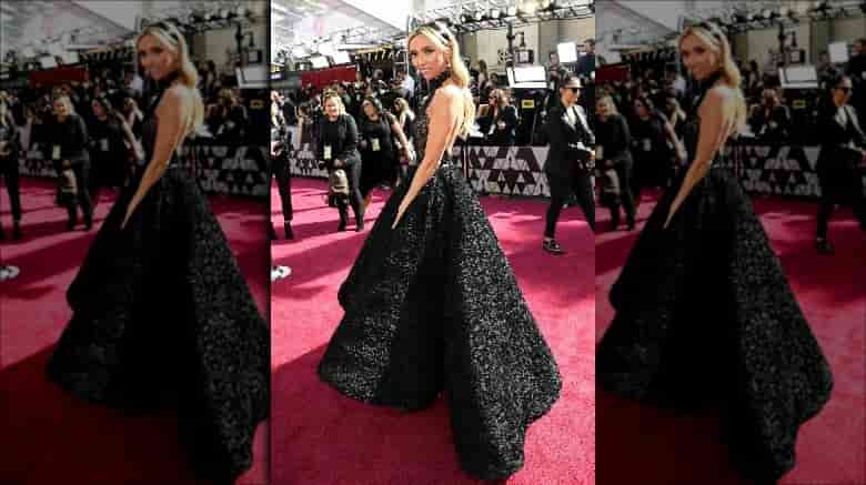 Fans are worried after seeing Giuliana Rancic's red carpet look Fans are worried after seeing Giuliana Rancic's red carpet look