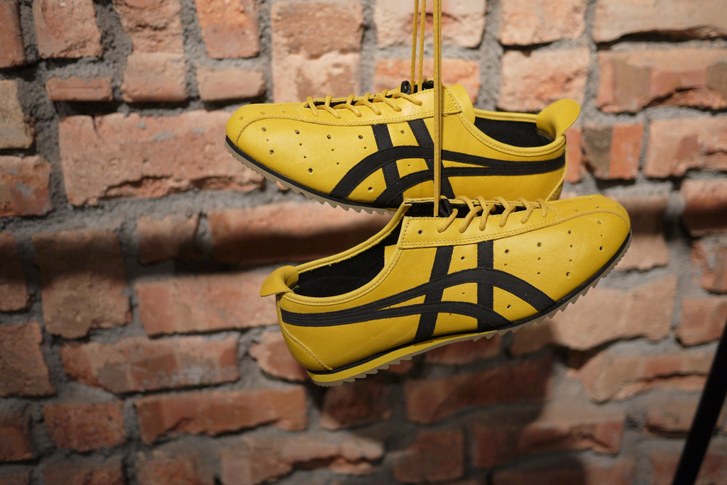 CROSSOVER ONITSUKA TIGER NEW ARRIVAL