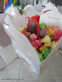 rainbow popcorn, party favours, rainbow party favours, take home boxes