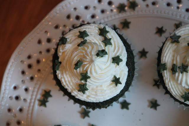 green-velvet-cupcakes, cupcakes-green-velvet