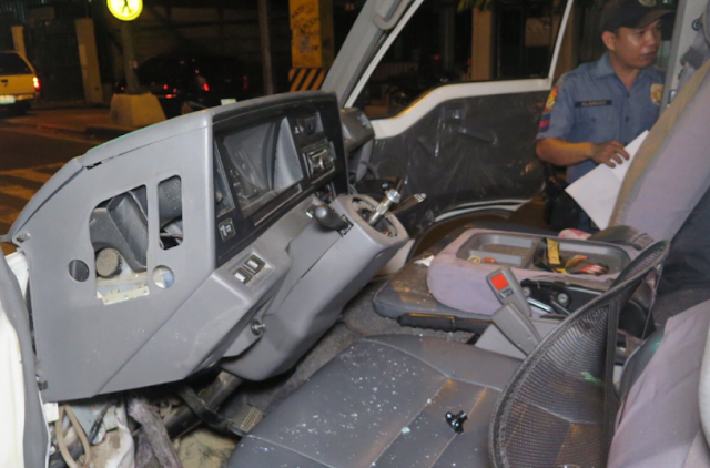 JOLINA MAGDANGAL CAR CRASHES AT QC JOLINA MAGDANGAL CAR CRASHES AT QC