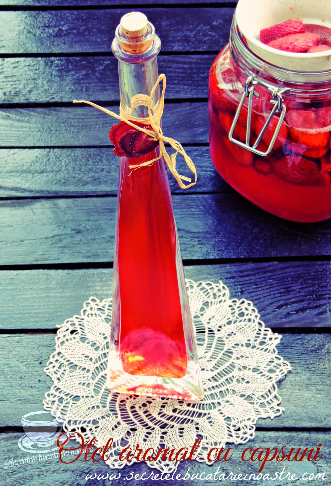 OTET DE VIN CU CAPSUNI