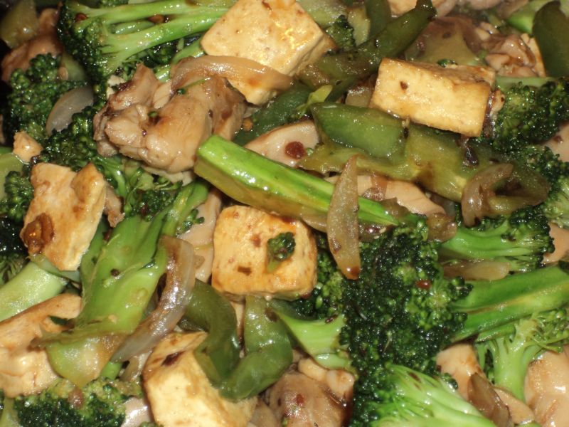 Broccoli, Bean Curd (and chicken) Stirfry