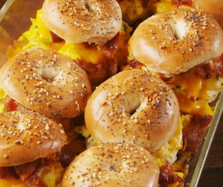 Bagel Breakfast Sliders - food-drink-recipes.com Bagel Breakfast Sliders - food-drink-recipes.com