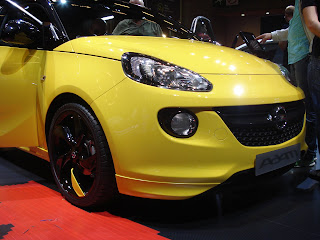 Opel Adam front
