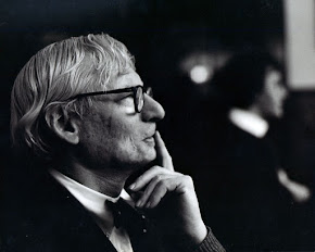 LOUIS KAHN