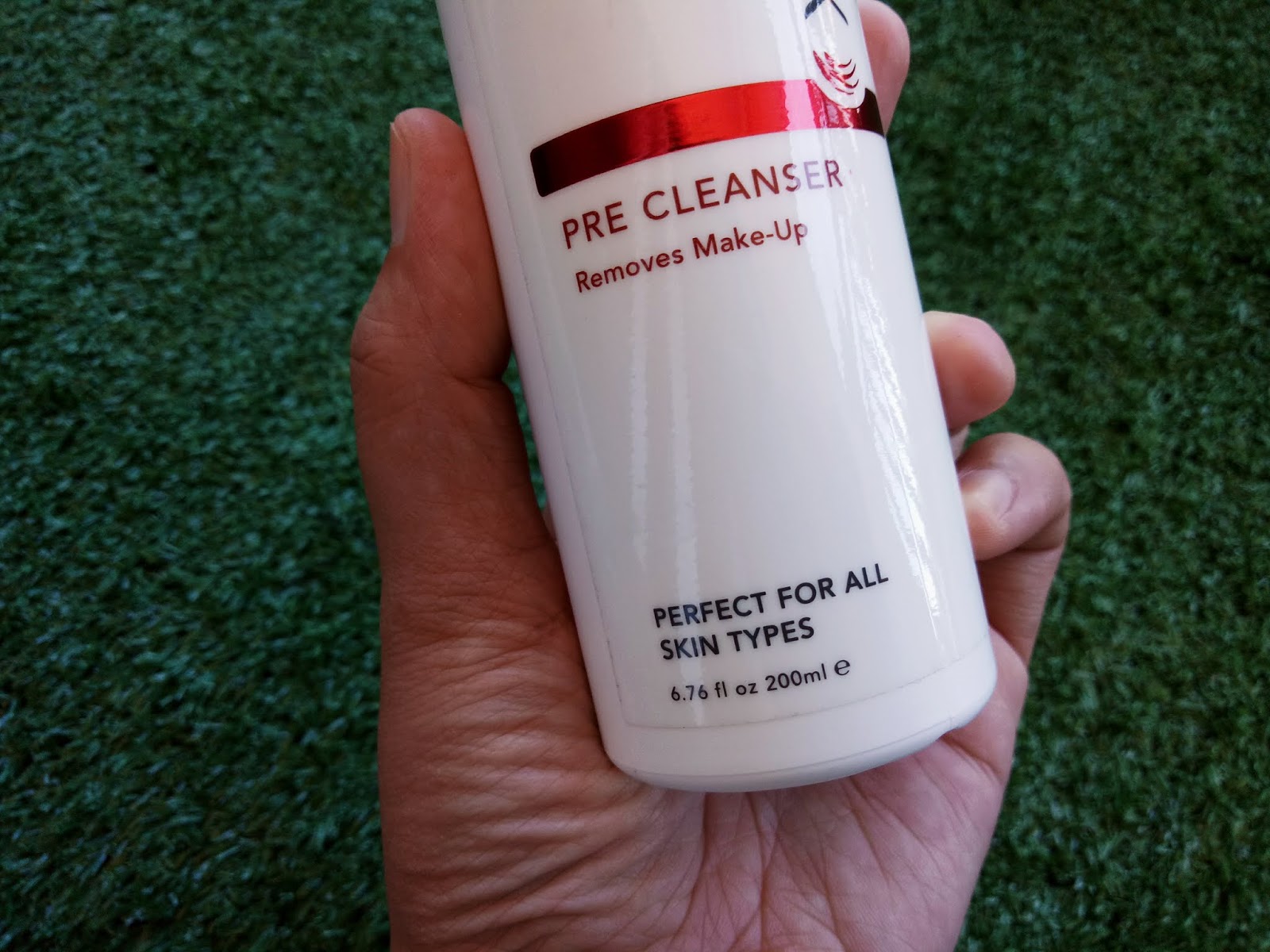 Ney'zara Mazna NUTOX PRE CLEANSER AND NUTOX CLEANSING FOAM REVIEW