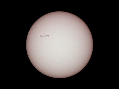 Sol i taques solars - 09/05/2015 11:19 UT