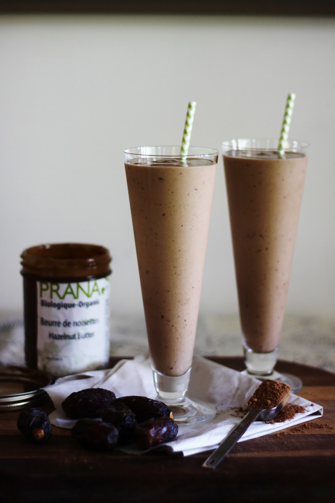 whataboutlifestyle THE HEALTHY NUTELLA MILKSHAKE