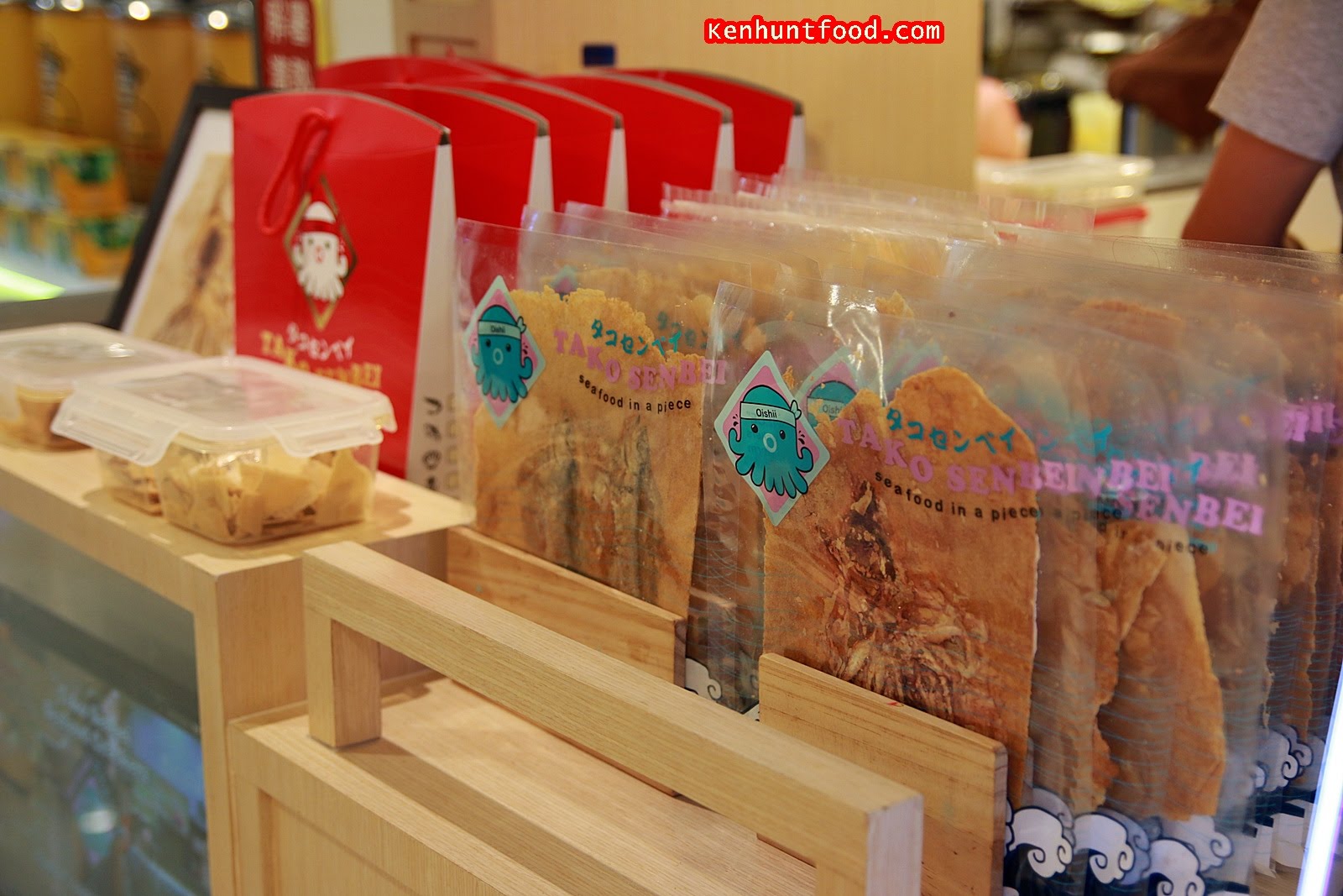 KEN HUNTS FOOD Tako Senbei Japanese Seafood Crackers Gurney Plaza
