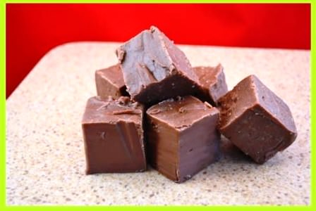 कोको पाउडर से बनायें डेरी मिल्क चॉकलेट - Chocolate Recipe at Home