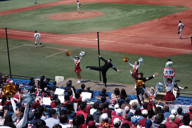 Japanese baseball waseda cheerleaders