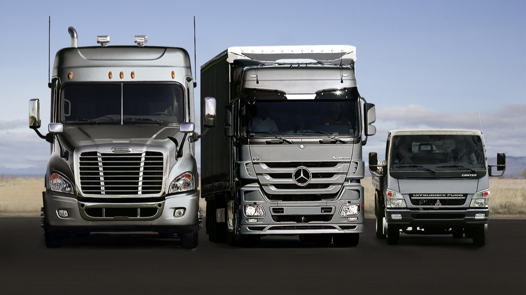 Mercedes Kamyon Resimleri Duvar Kağıtları Araba Resimleri Ünlü