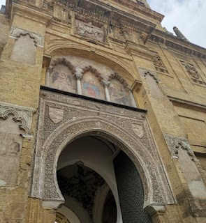 La Mezquita Catedral de Córdoba. La Mezquita Catedral de Córdoba.