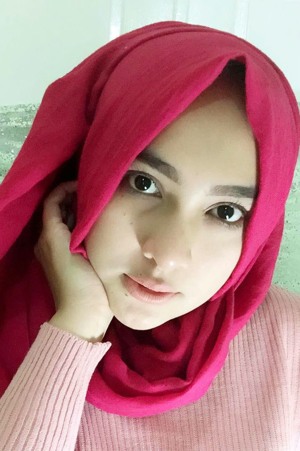 Kumpulan Foto Cewek Igo Dan Mahasiswi Pakai Hijab Merah