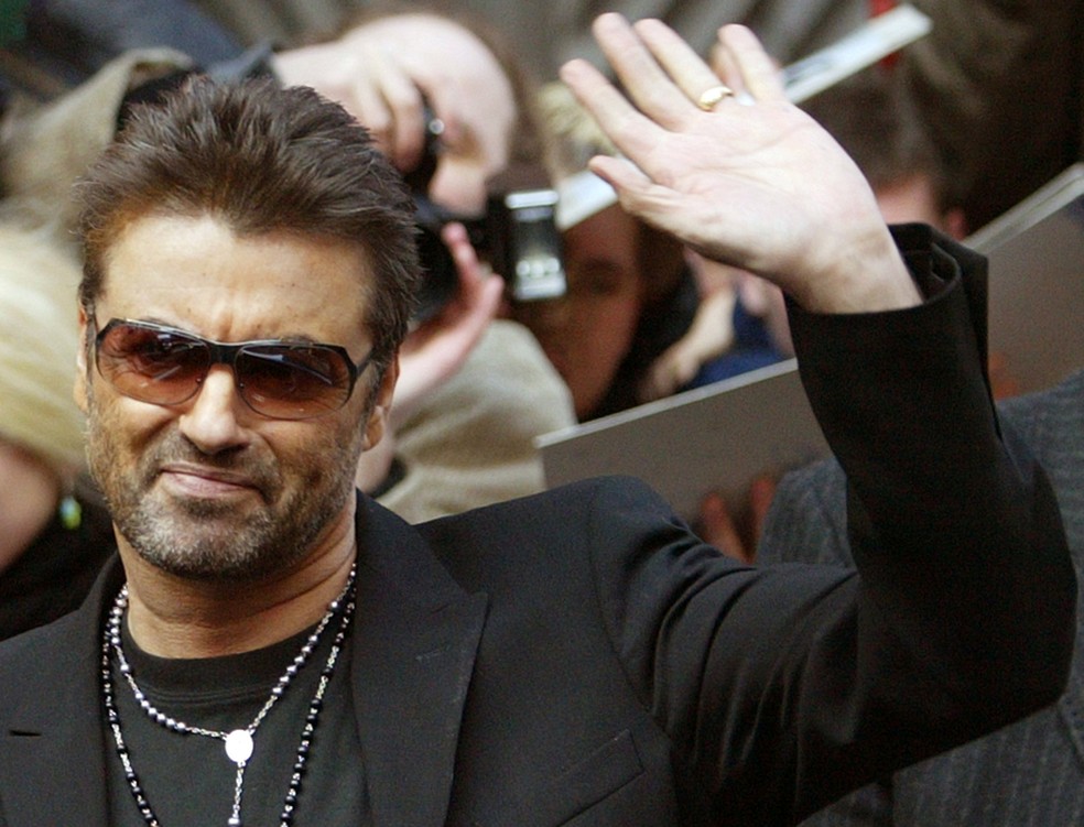 George Michael morreu de insuficiência cardíaca, dizem sites George Michael morreu de insuficiência cardíaca, dizem sites